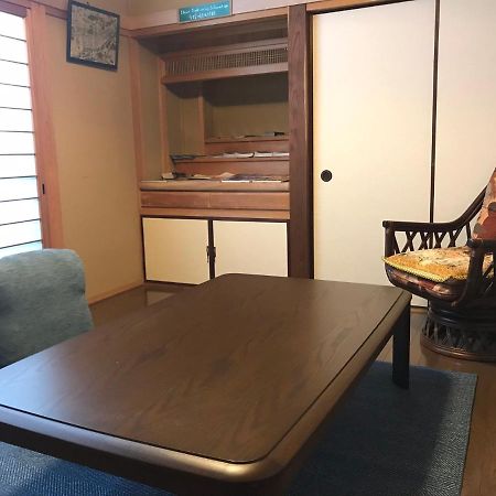 Ropeway St. Guesthouse Matsuyama  Bagian luar foto