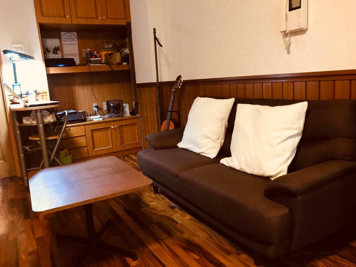 Ropeway St. Guesthouse Matsuyama  Bagian luar foto